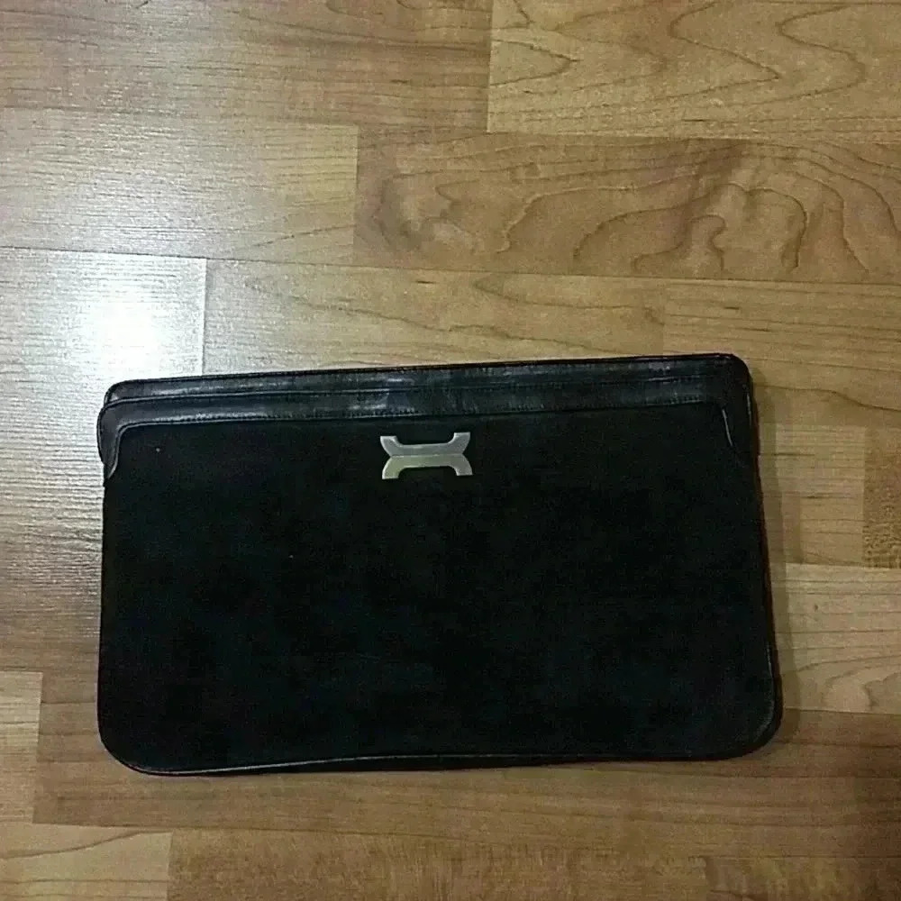 PALIZZIE VINTAGE SUEDE LEATHER CLUTCH BLACK